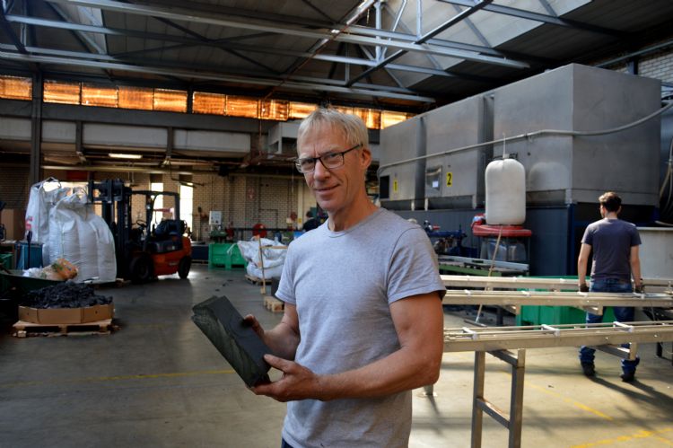 Johan van der Stappen, Duvano: 'We zijn trots dat we ons steentje mochten bijdragen aan het duurzame resultaat op het sportpark.' Johan van der Stappen, Duvano: 'We zijn trots dat we ons steentje mochten bijdragen aan het duurzame resultaat op het sportpark.'