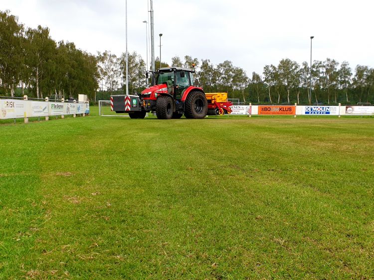 SV7 Maxima heeft een goede bespelingstolerantie. SV7 Maxima heeft een goede bespelingstolerantie.