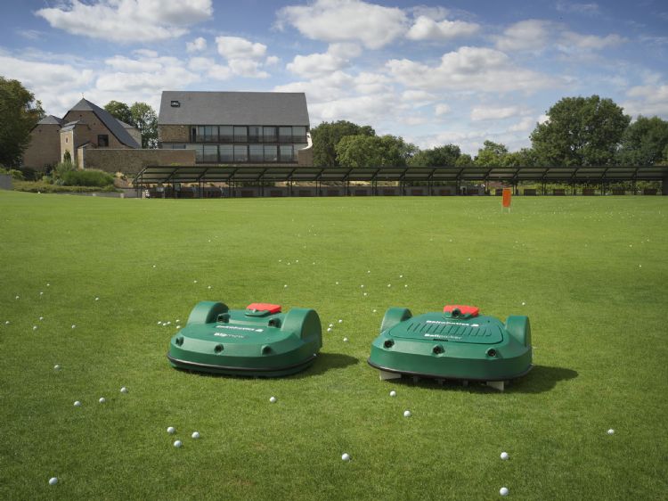Maairobot golfbaan Maairobot golfbaan