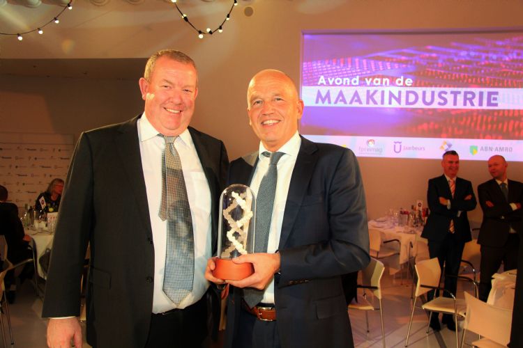 Omefa en SuperSub wonnen onlangs samen de ReThink Award. Omefa en SuperSub wonnen onlangs samen de ReThink Award.