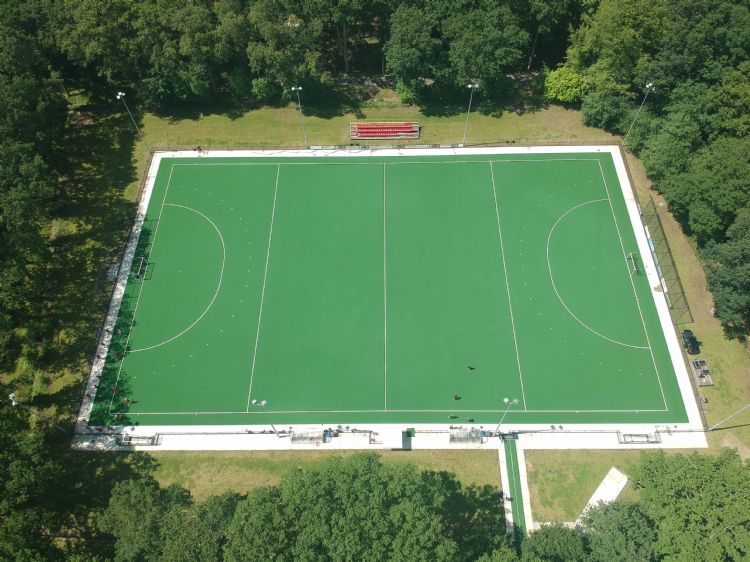 Het veld bij Dragons is de eerste Ultimate Pro in België. Het veld bij Dragons is de eerste Ultimate Pro in België.