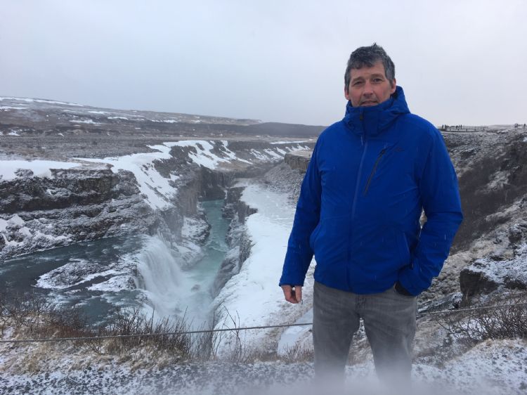 René van Vliet: 'In België begint de aanleg van onze Tech Tenn 4S-banen, zoals bij Kim Clijsters, gemeengoed te worden.' René van Vliet: 'In België begint de aanleg van onze Tech Tenn 4S-banen, zoals bij Kim Clijsters, gemeengoed te worden.'