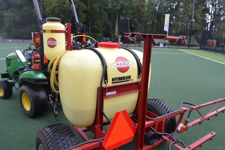 Tank met een inhoud van 400 liter Tank met een inhoud van 400 liter