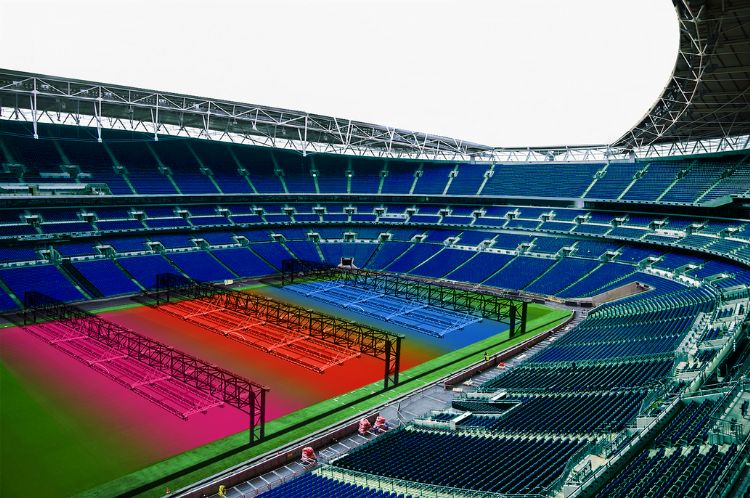 De R-BL (ontwikkeld door RSI en Rhenac) is een volledig geautomatiseerd systeem dat beregening-, verwarming- en bemestingstechnologie allemaal in één systeem combineert. Het systeem kan in de meeste stadions worden ingebouwd.