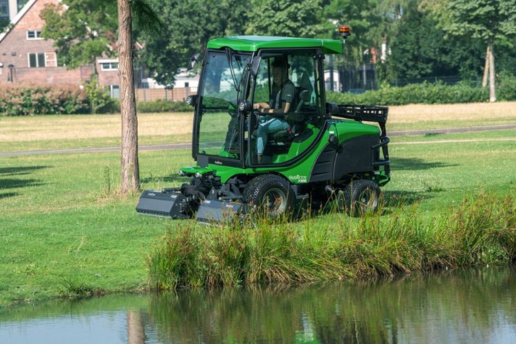 Roberine F302 klepelmaaier. Foto: Roberine