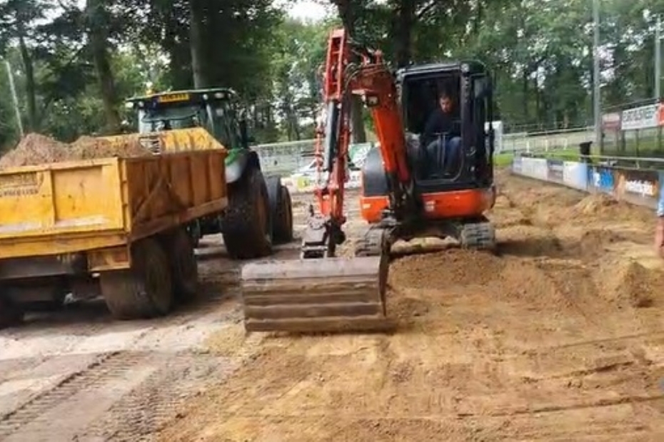 Uitvoering werkzaamheden Uitvoering werkzaamheden